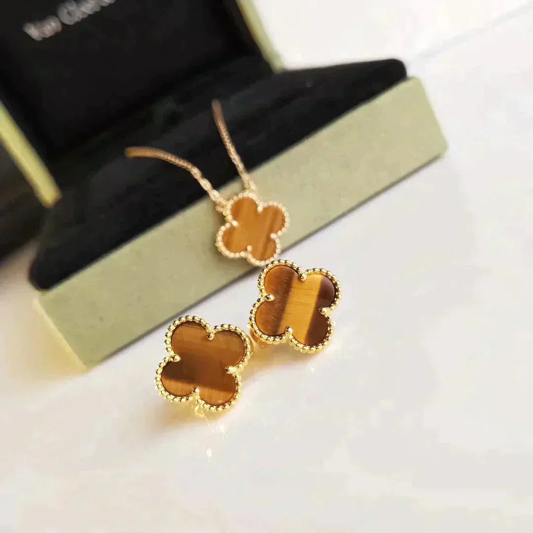 [BLUE TEARS]CLOVER MEDIUM 1 MOTIFS TIGERAUGE OHRRINGE