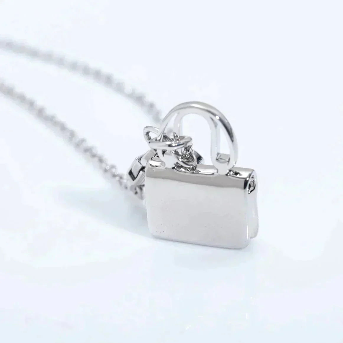 [BLUE TEARS]AMULETTE PEDANT SILVER NECKLACE