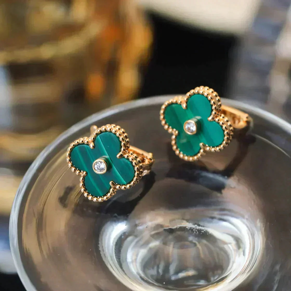 [BLAUE TRÄNEN]CLOVER MEDIUM 1 MOTIFS MALACHIT DIAMANT OHRRINGE