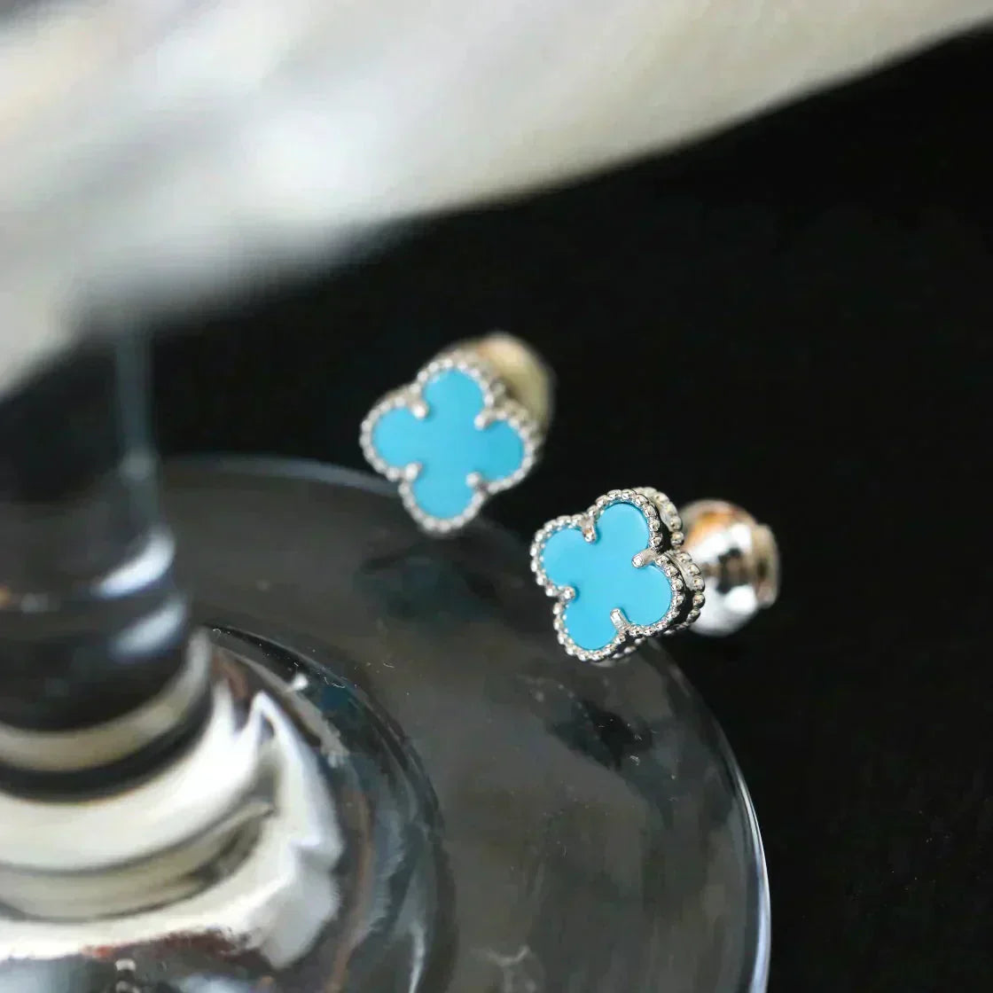 [BLAUE TRÄNEN]CLOVER MINI 9,5MM ONYX OHRSTECKER SILBER