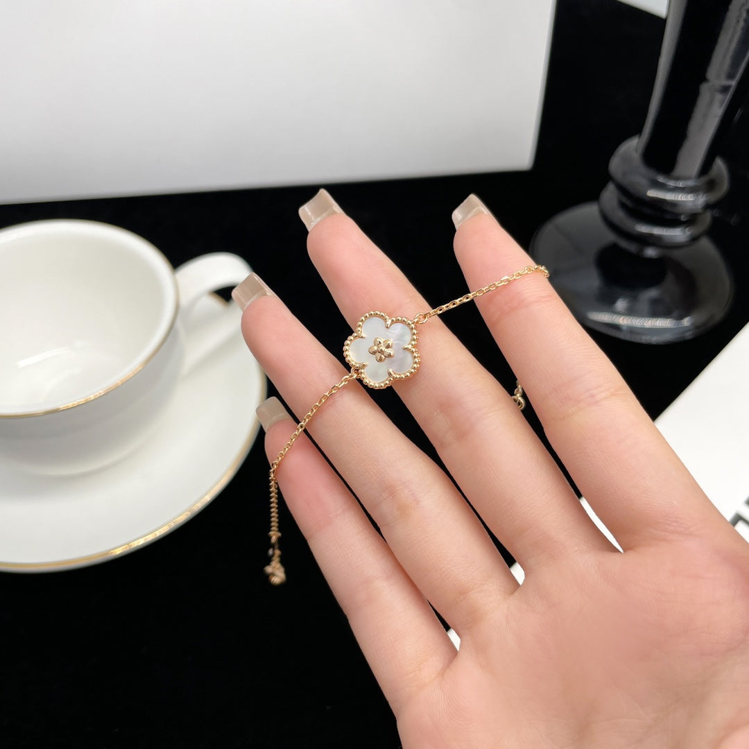 [BLUE TEARS]LUCKY SPRING ROSE GOLD MOP BRACELET