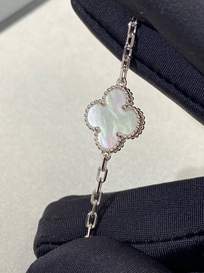 [BLUE TEARS]CLOVER WHITE PEARL MOP 5 MOTIF BRACELET COLLECTION