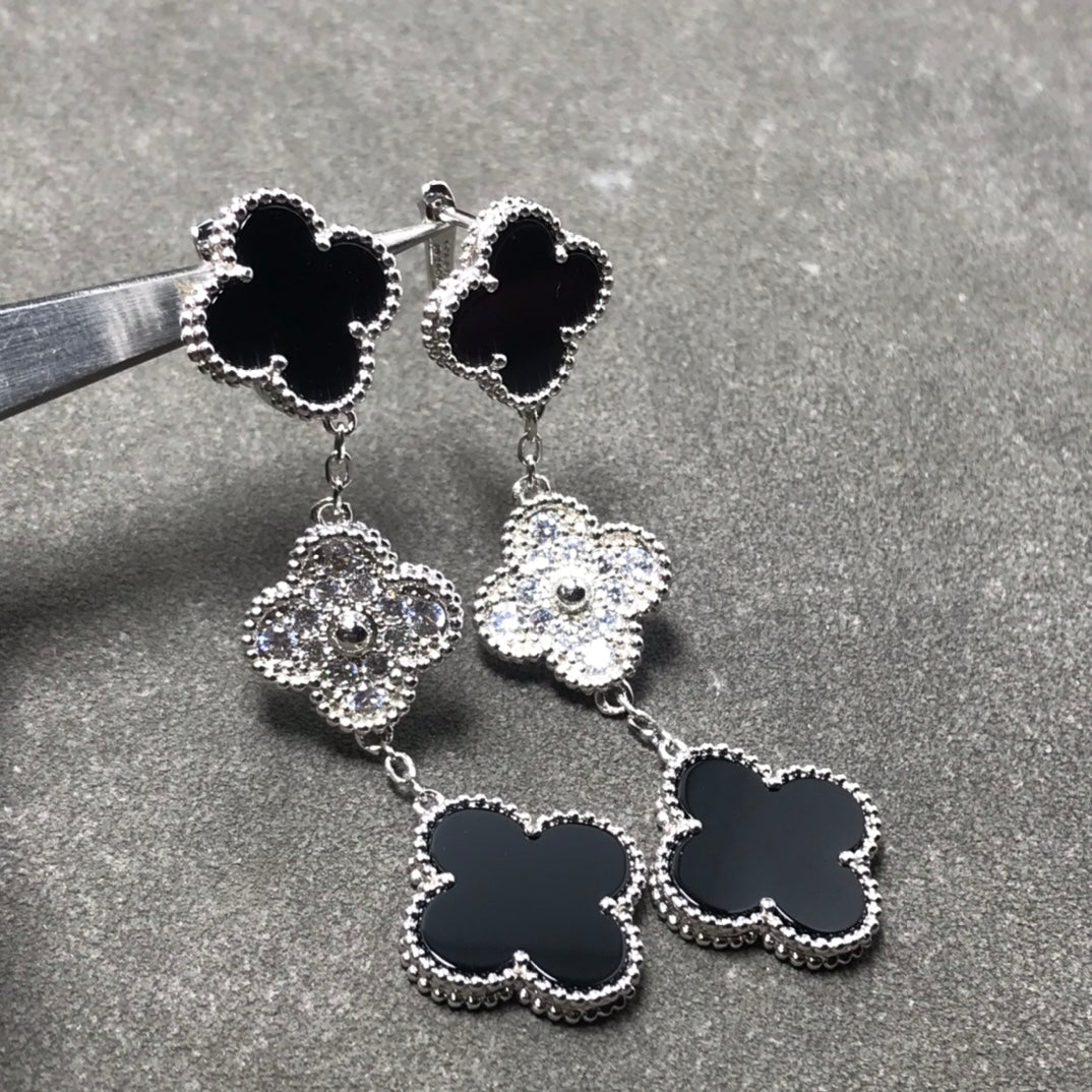 [BLAUE TRÄNEN]KLEE 3 MOTIV DIAMANT ONYX SILBER OHRRINGE