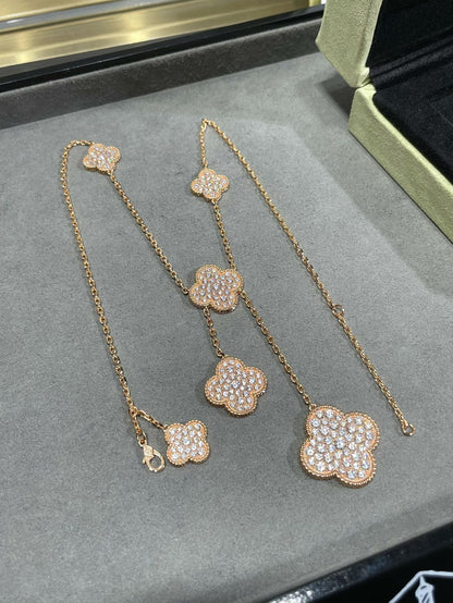 [BLUE TEARS]CLOVER 6 MOTIF DIAMOND PAVED NECKLACE