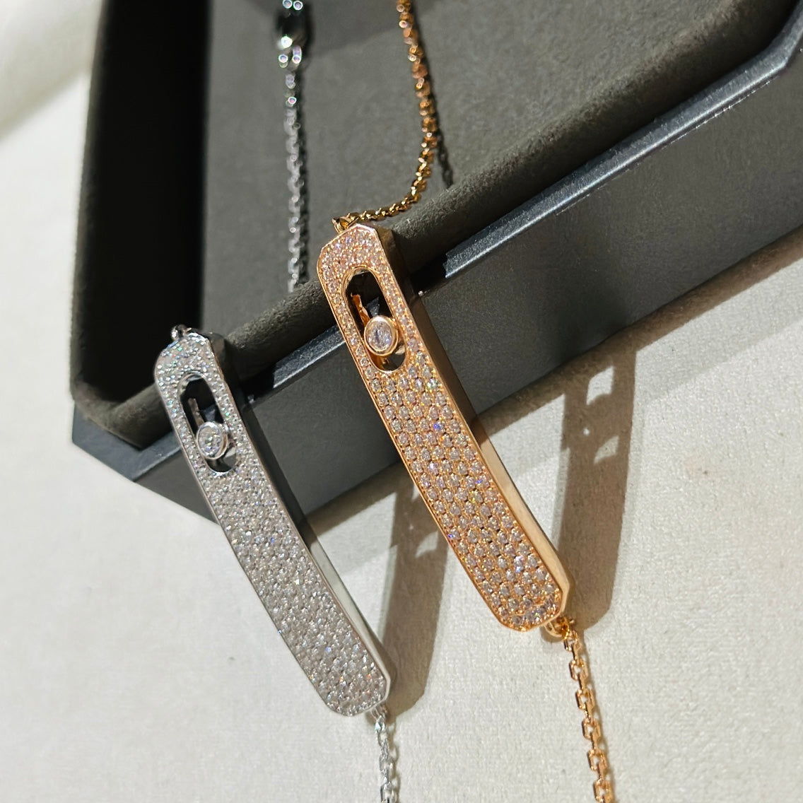 [Blue Tears Jewelry]MOVE CLASSIQUE DIAMOND PAVED BRACELET