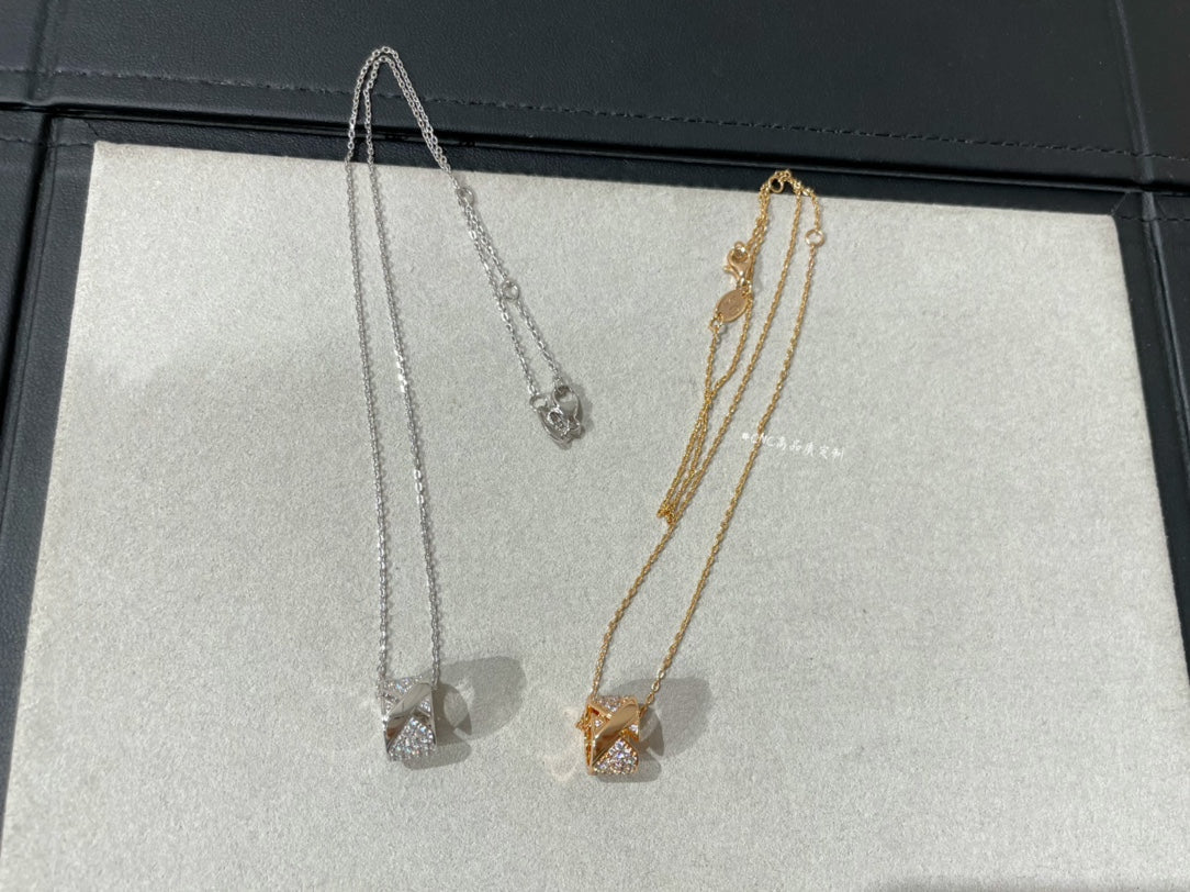 [BLAUE TRÄNEN] LIENS EVIDENCE HALSKETTE MIT DIAMANTEN