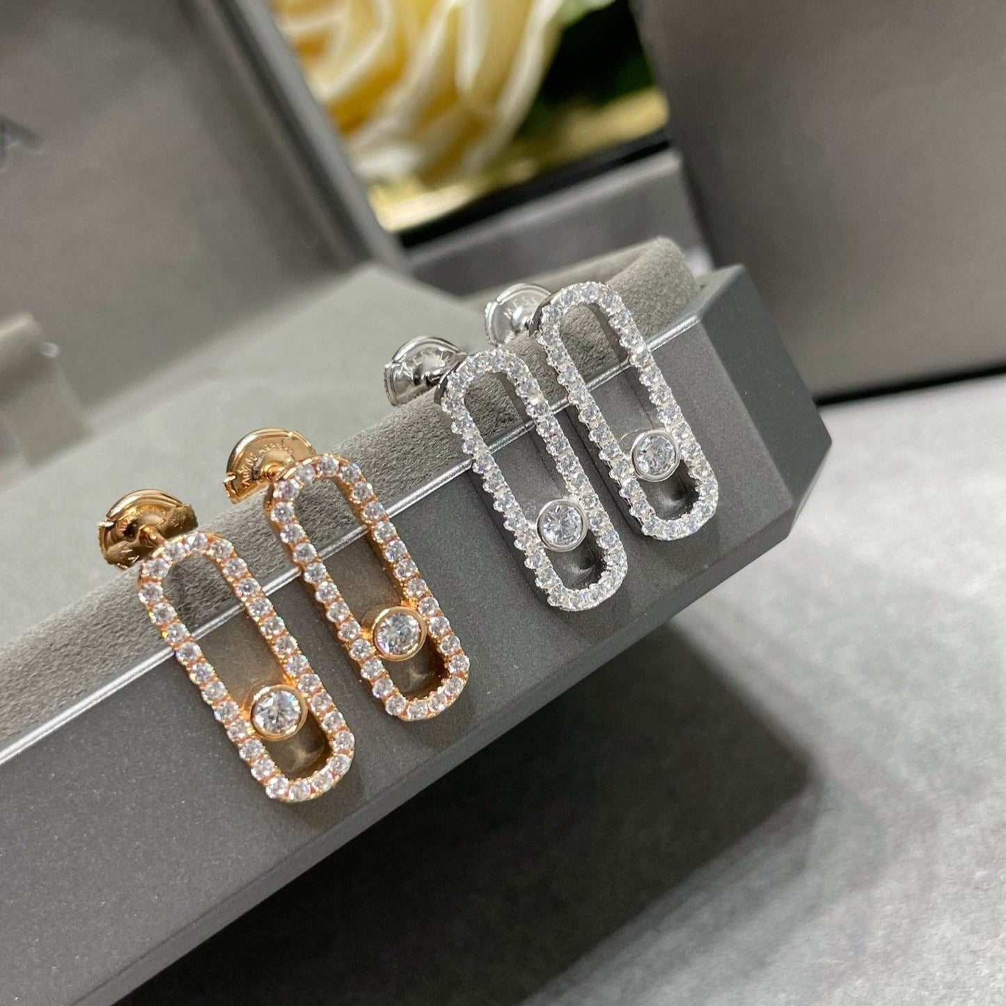 [Blue Tears Jewelry]MOVE UNO STUD DIAMOND PAVED EARRINGS
