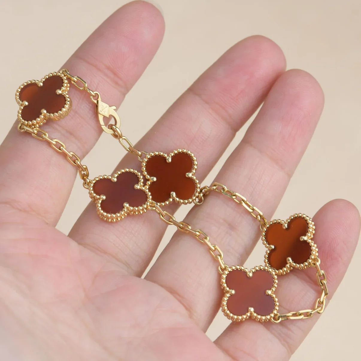 [BLUE TEARS] CLOVER 5 MOTIF RED CORNELIAN BRACELET COLLECTION