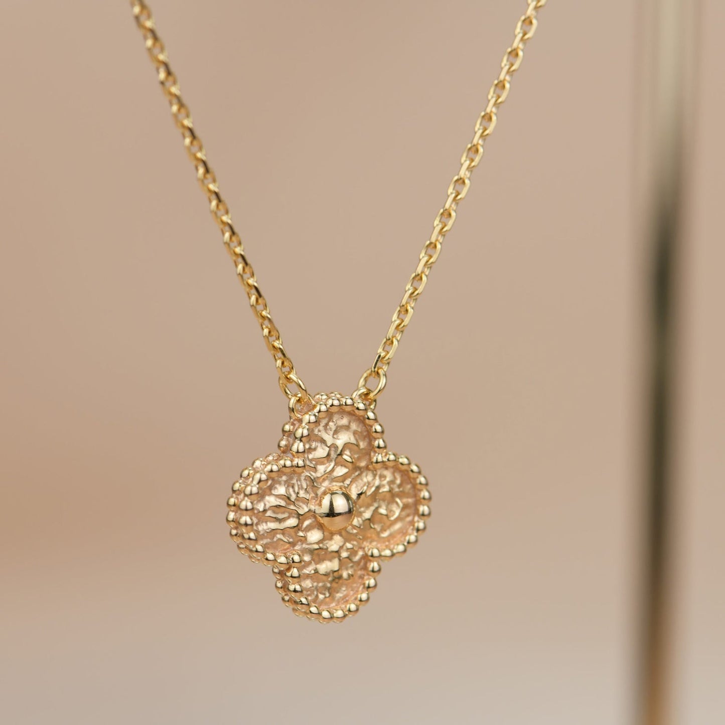 [BLUE TEARS]CLOVER 15MM  BRONZING NECKLACE