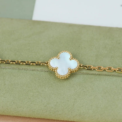 [BLUE TEARS]CLOVER WHITE PEARL MOP 5 MOTIF BRACELET COLLECTION