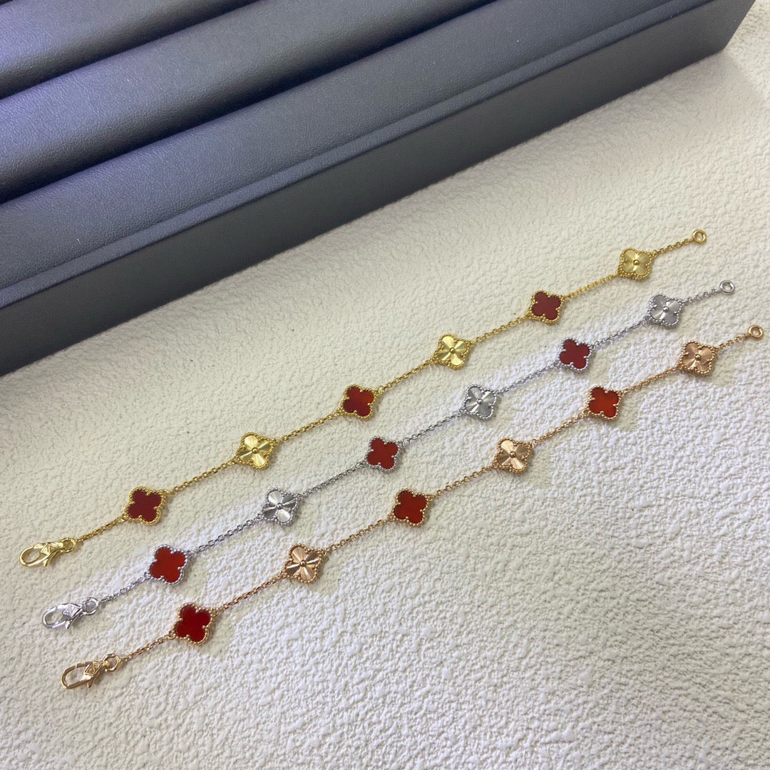 [BLUE TEARS]CLOVER 6 MOTIF RED AGATE LASER BRACELET