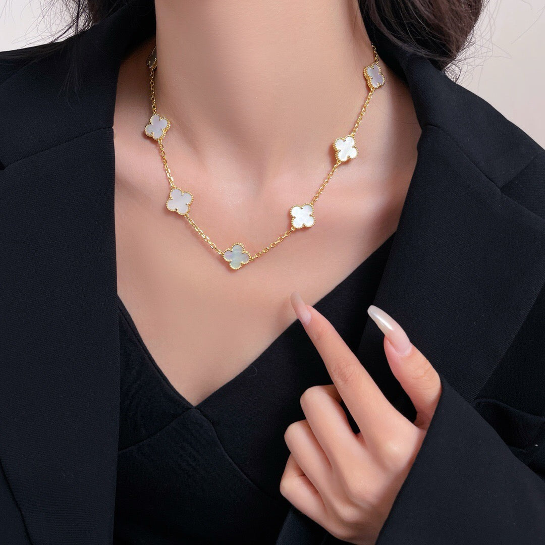 [BLUE TEARS]CLOVER 10 MOTIFS WHITE MOTHER OF PEARL NECKLACE