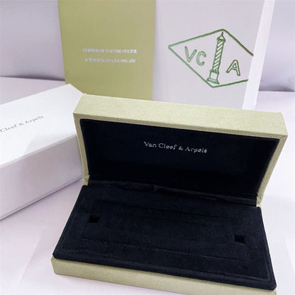 [Blue Tears Jewelry] VA CLOVER BOX GIFT BAG