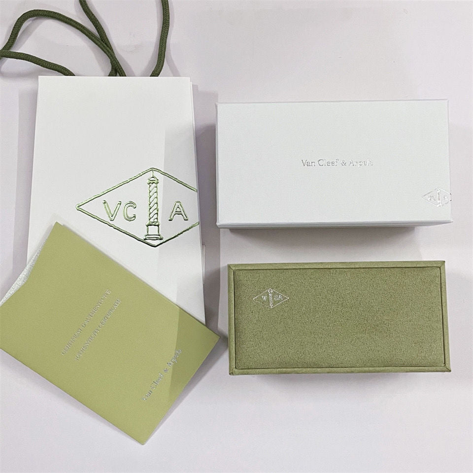 [Blue Tears Jewelry] VA CLOVER BOX GIFT BAG