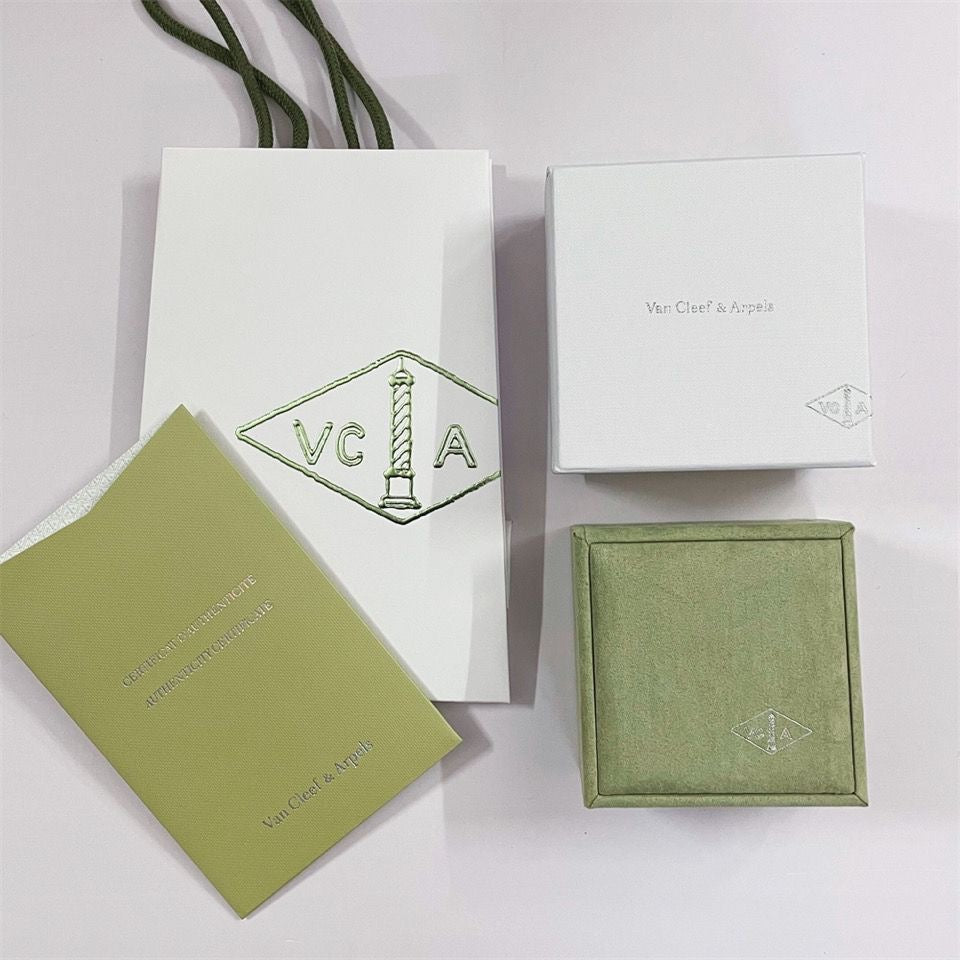 [Blue Tears Jewelry] VA CLOVER BOX GIFT BAG