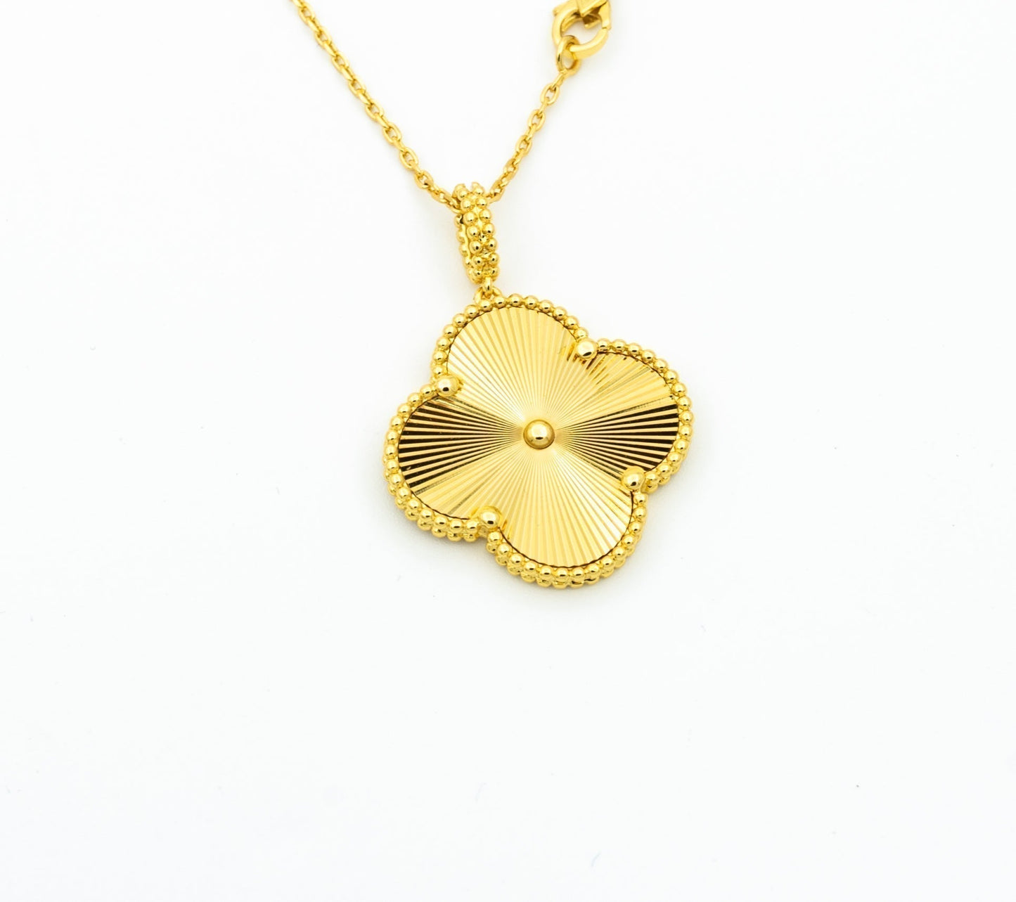 [BLUE TEARS]CLOVER 25MM PEDANT NECKLACE GOLD