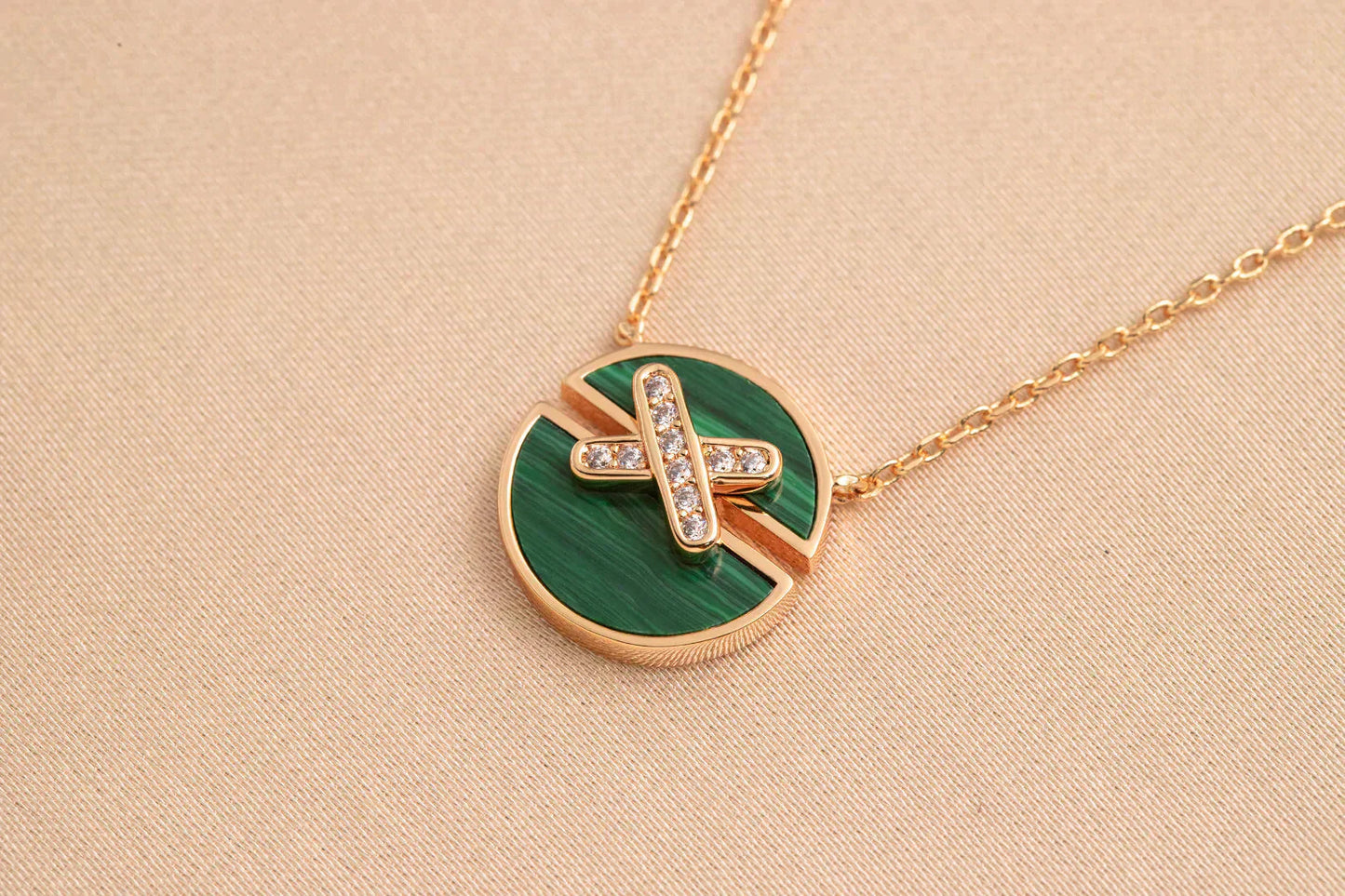 [BLUE TEARS]JEUX DE ROSE GOLD DIAMOND NECKLACE