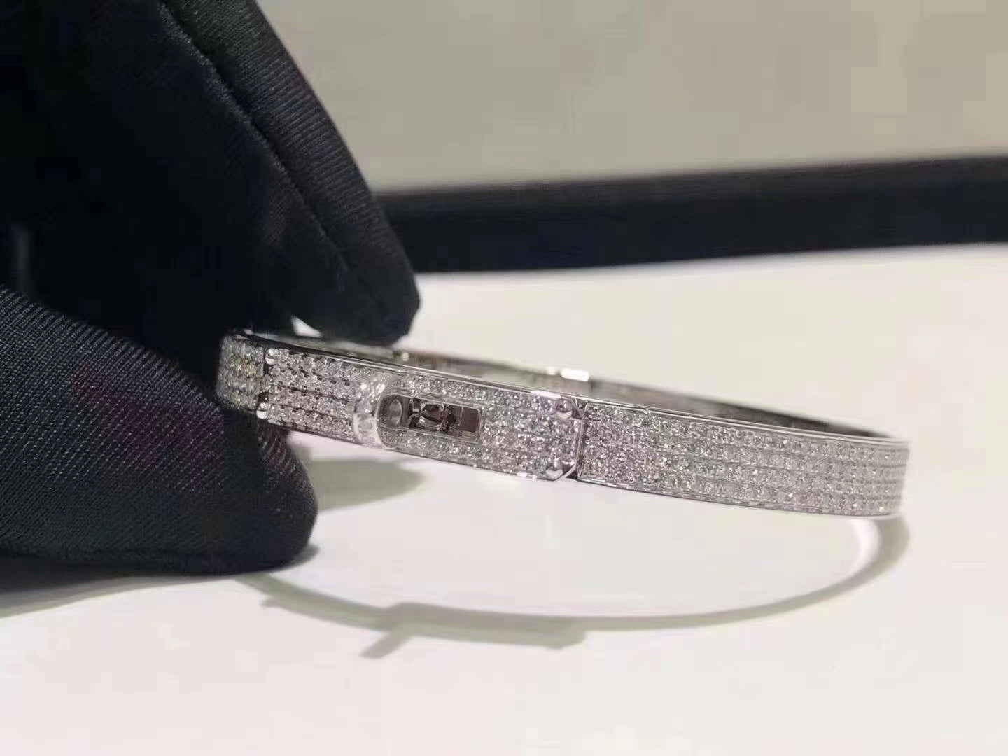 [BLUE TEARS]HM KELLY BRACELET IN SILVER AND FULL PAVE DIAMOND