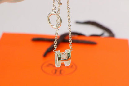 [BLUE TEARS]HM NECKLACE H LETTER OVAL SERIES