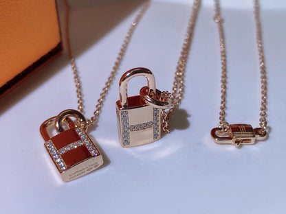 [BLUE TEARS]HM ADVANCED NICHE LOCK HEAD NECKLACE DIAMONDS