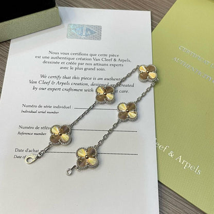 [BLUE TEARS]CLOVER  5 MOTIFS  CHRISTMAS LIMITED EDITION BRACELET