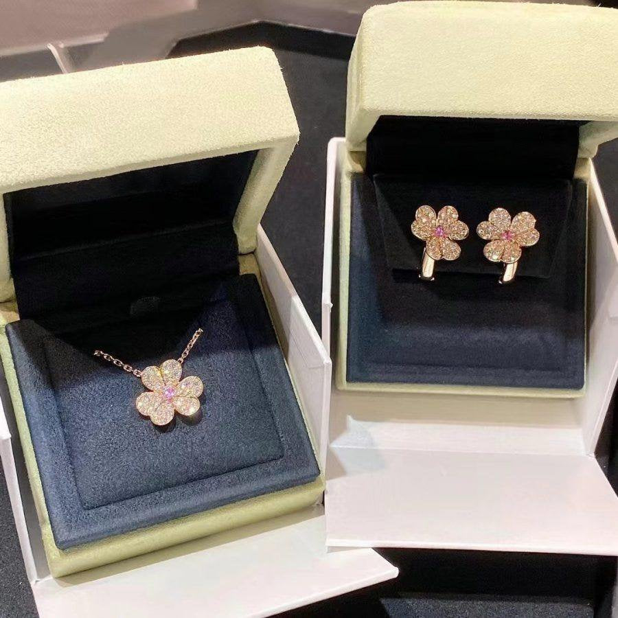[BLAUE TRÄNEN]FRIVOLE ROTGOLD-OHRRINGE MIT BLUMENDIAMANTEN
