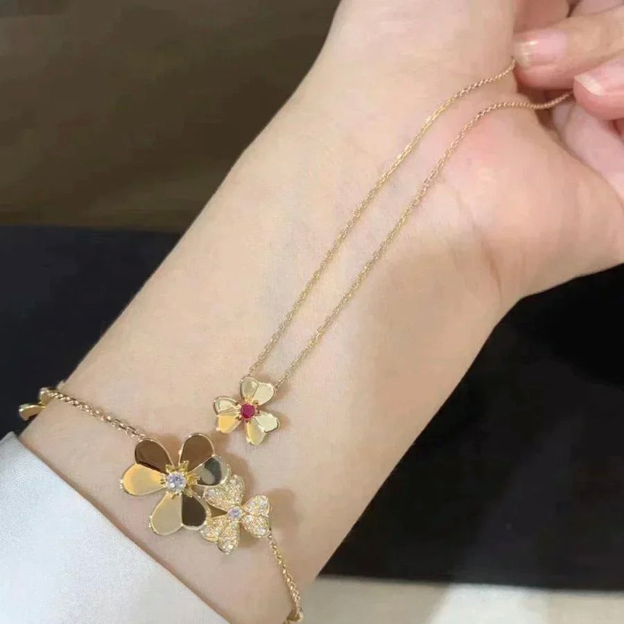 [BLUE TEARS]FRIVOLE GOLD FLOWER NECKLACE