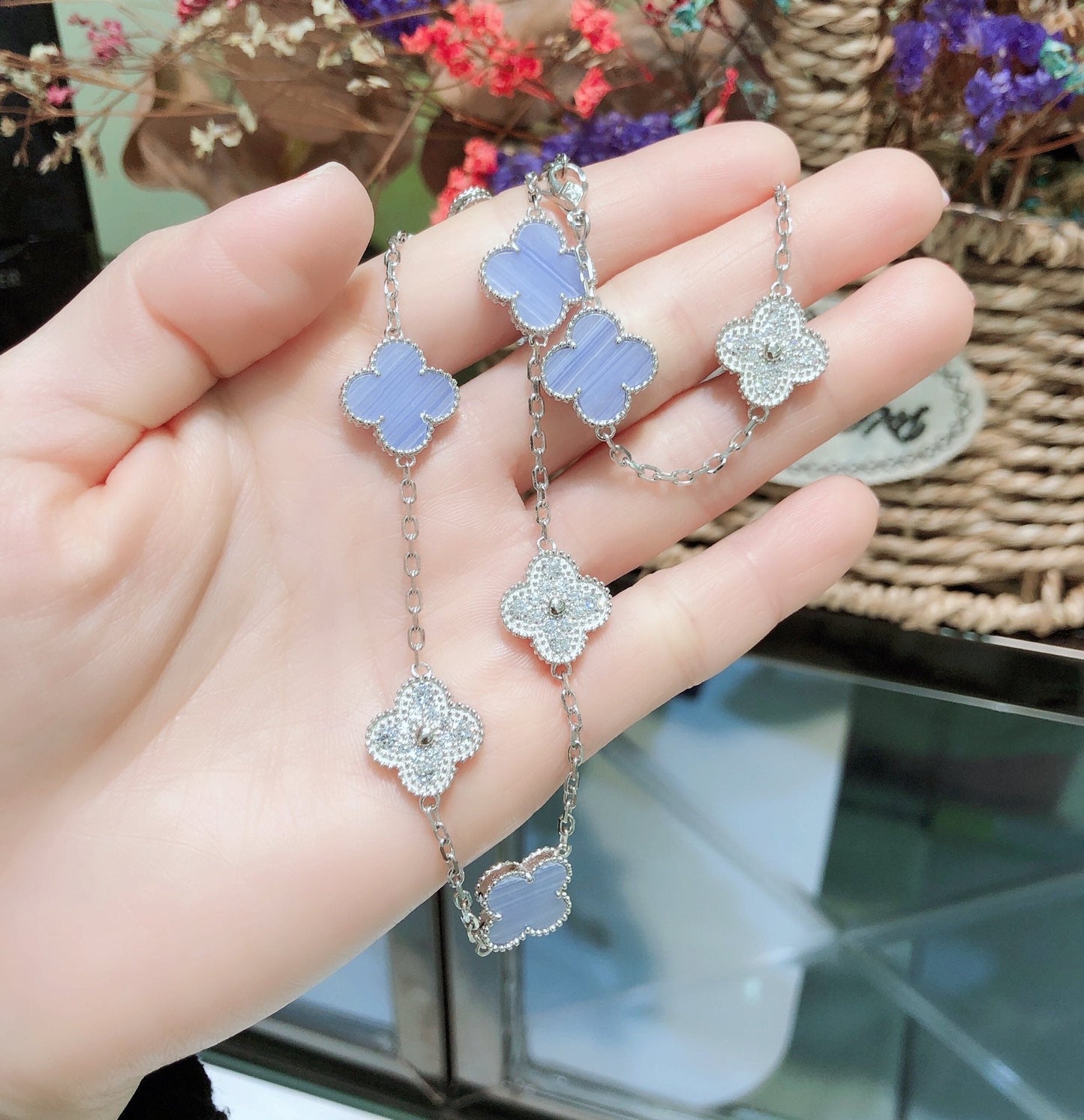 [BLUE TEARS]CLOVER 10 MOTIFS CHALCEDONY DIAMONDS SILVER NECKLACE